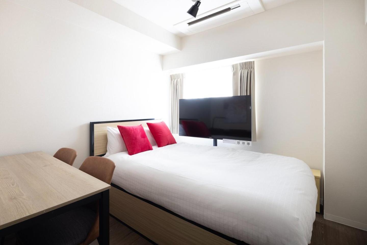Ferienwohnung Shinjuku Okada Building Präfektur Tokio Exterior foto