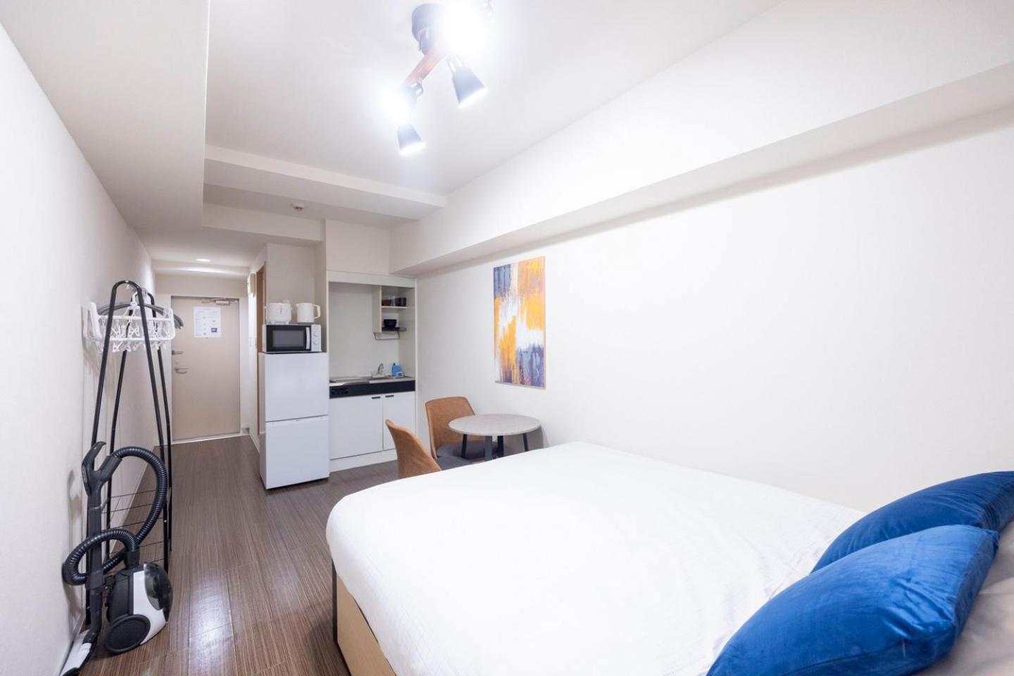 Ferienwohnung Shinjuku Okada Building Präfektur Tokio Exterior foto